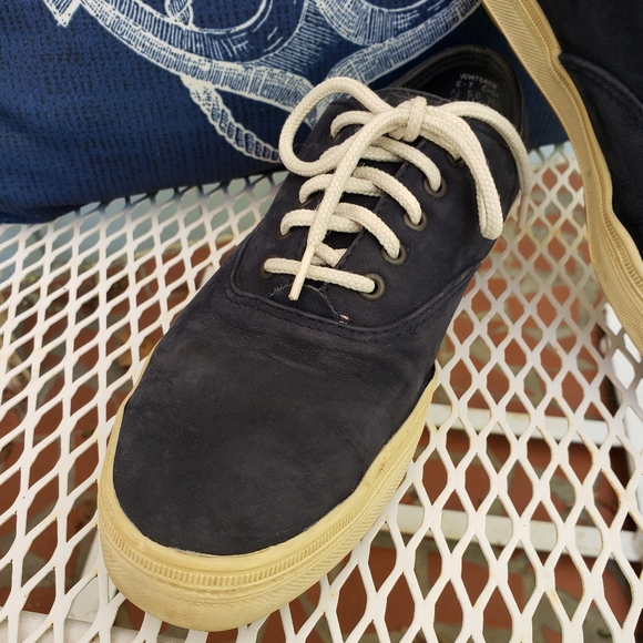Late 1990s Navy Suede Lace-Up Keds. Good Condition - Picture 3 of 8